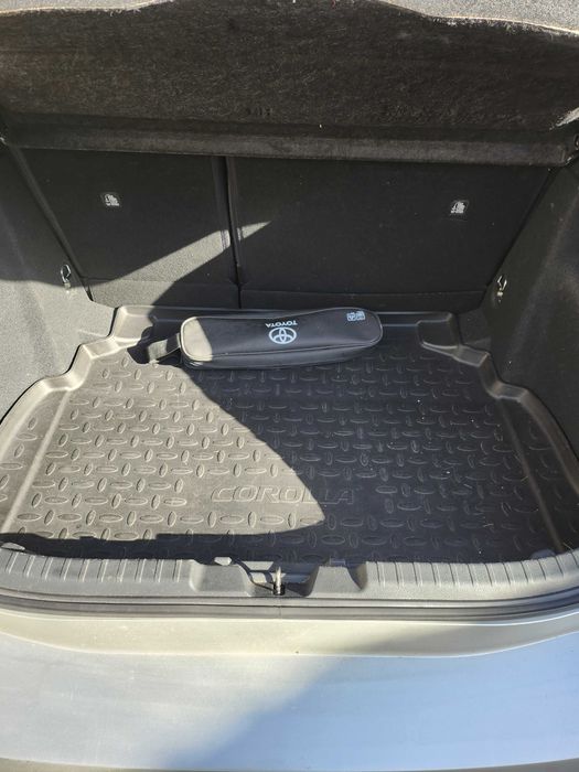 Toyota Corola Híbrido — photo 2
