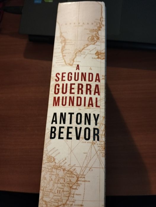 Livro: A segunda guerra mundial, de Antony Beevor