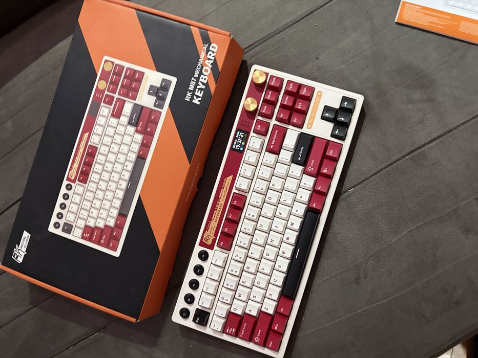 Royal Kludge M87 - Creamy Keyboard