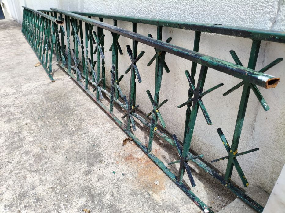 Portões e gradeamento