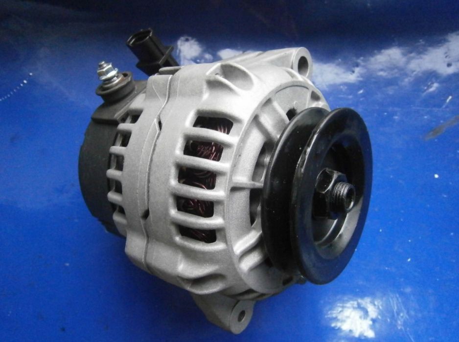 Alternator Toyota CARINA E AVENSIS 2.0 D TD - 27060-0B010 BOSCH