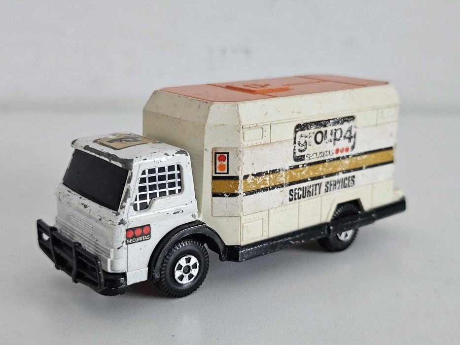 Matchbox Super Kings K18 - Security Truck furgonetka z GTA