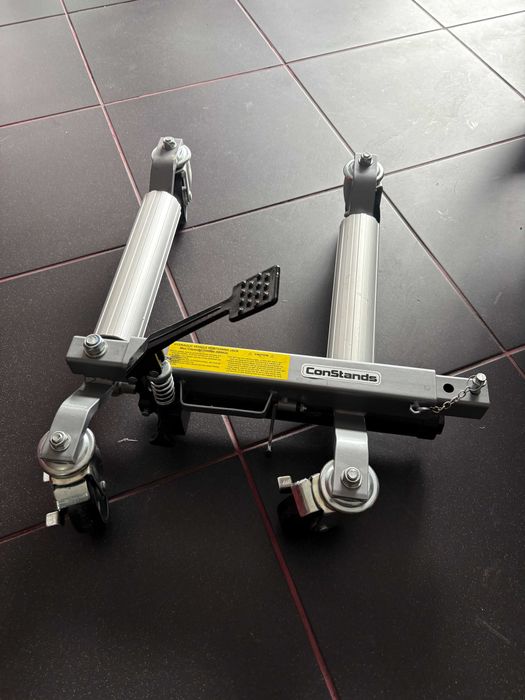 Macaco para movimentar as motos