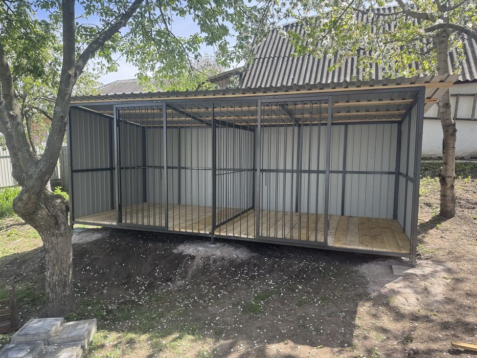 Вольєр для собак