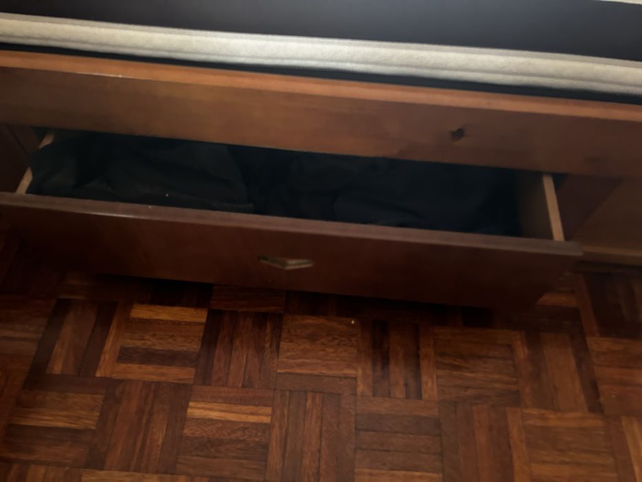 Cama solteiro com colchao madeira