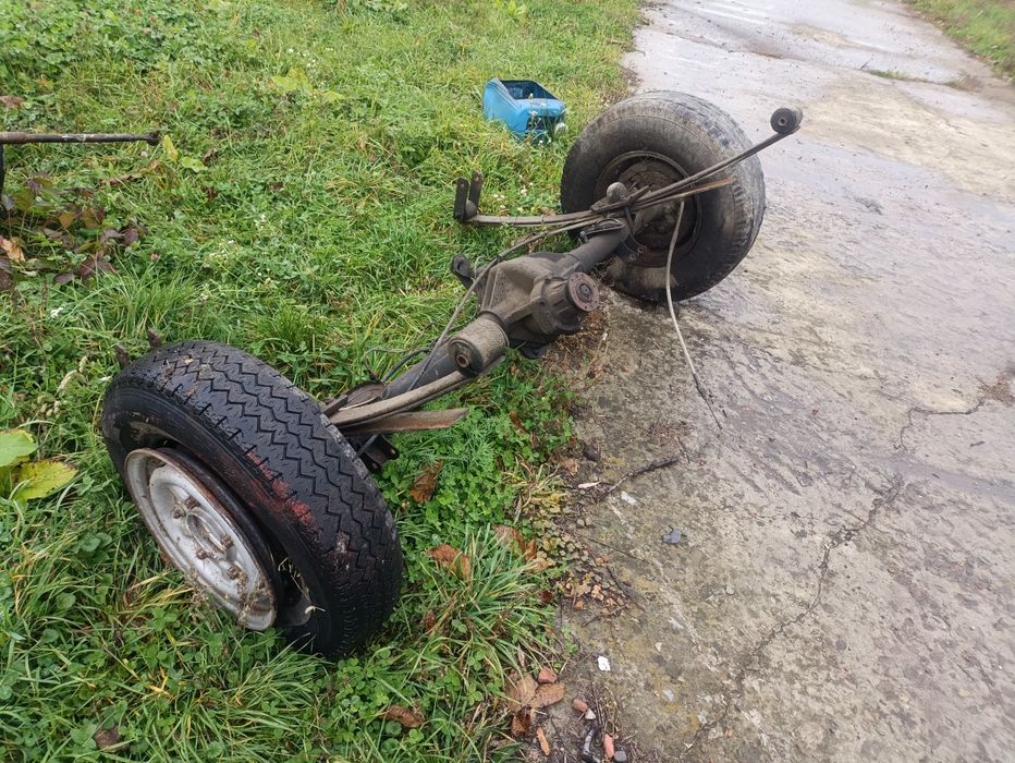 Задній міст лт 28 Балка на прицеп