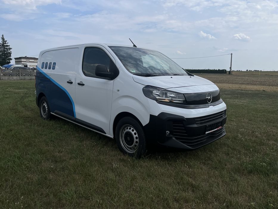 Opel Vivaro 1.5 z paką