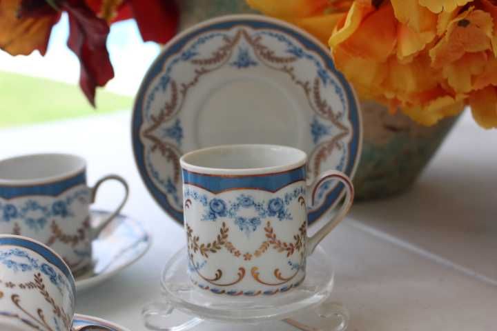 Chávenas de café . Porcelana alemão Jaeger . Cada 3€