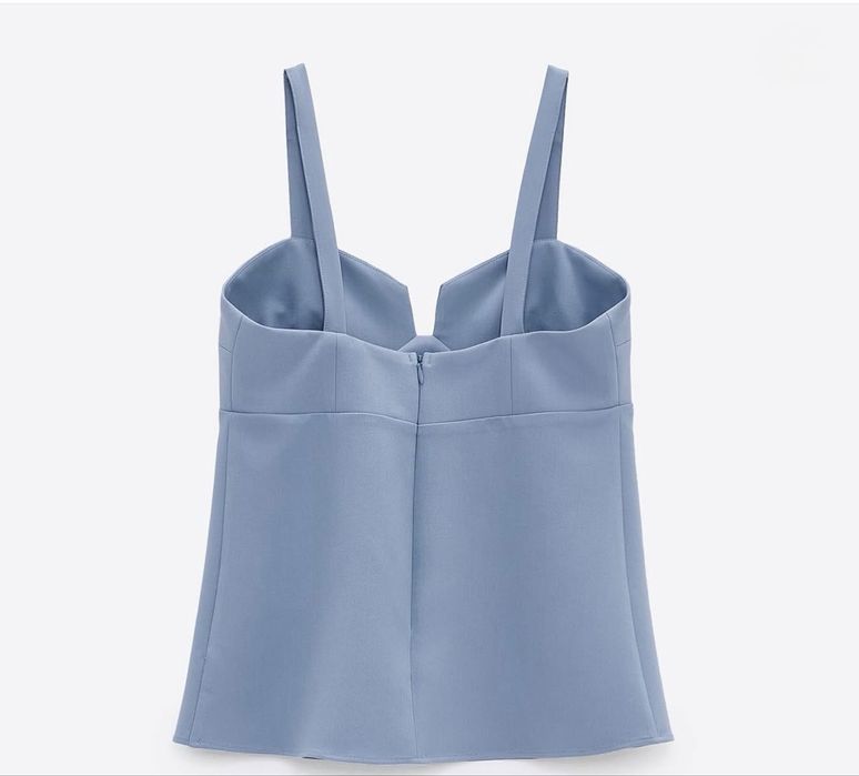 Майка від ZARA.