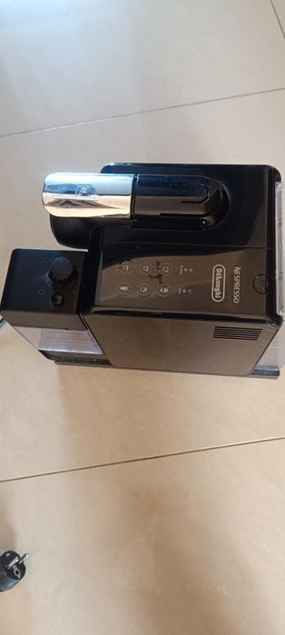 Ekspres DeLonghi Nespresso