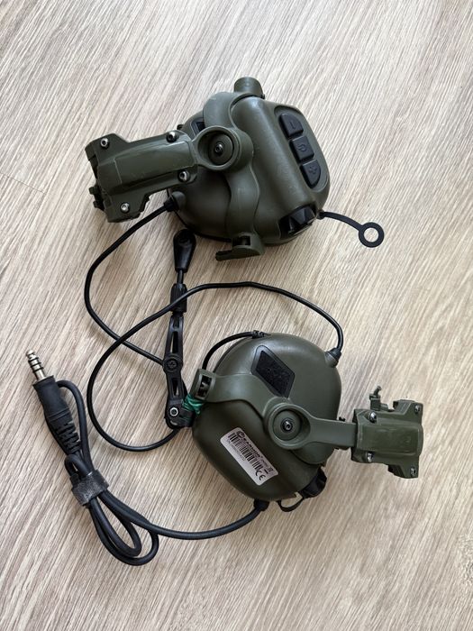 Шолом тактичний+ навушники+ кріплення