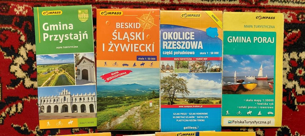 Mapy wyd. Compass - 23 mapy