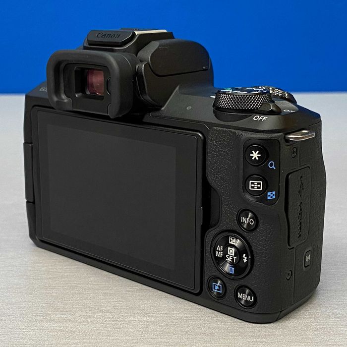 Canon EOS M50 (Corpo) - 24.1MP
