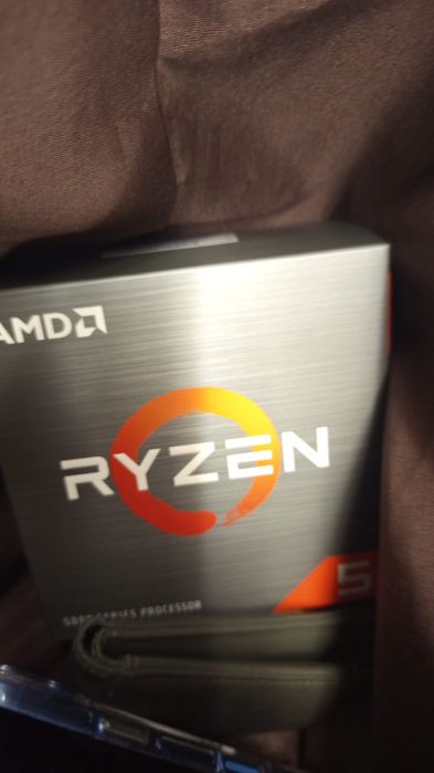 ** RYZEN 5 5500 **461656027405363200