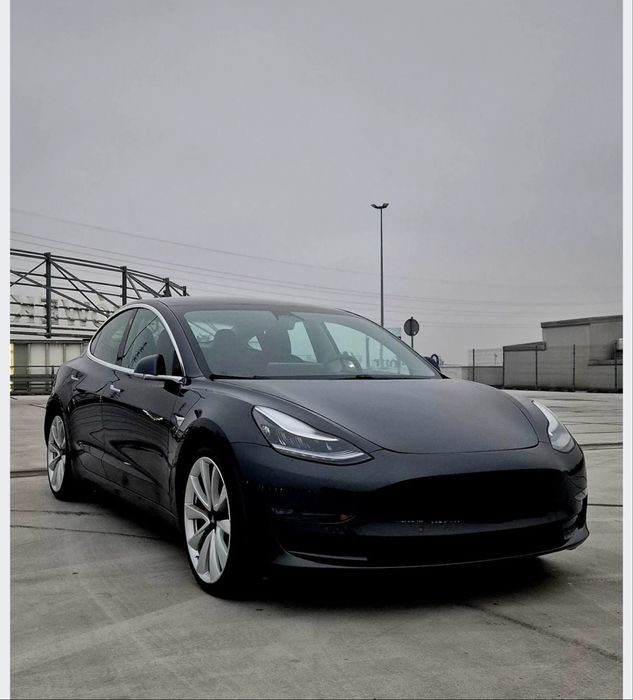 Tesla 3 2020 Long Range