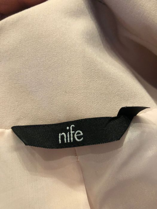 Damski żakiet pudrowy