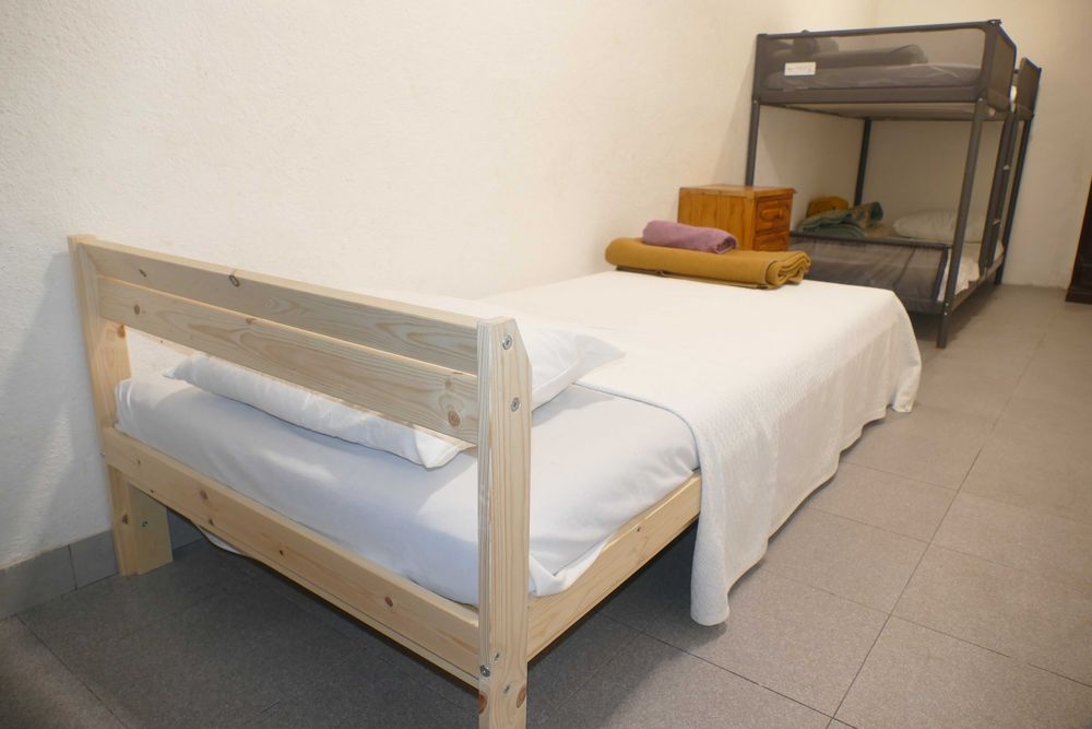 Quarto Compartilhado Hostel -  Sem Caução - Odivelas, Lisboa, Portugal
