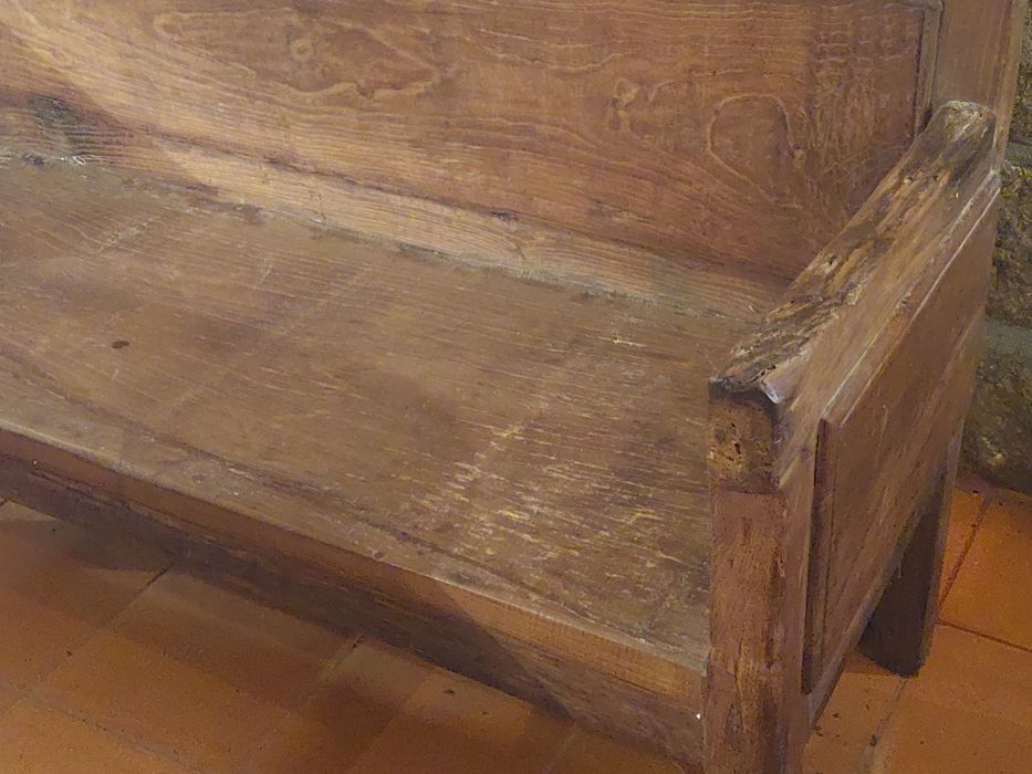 Banco rústico com costas