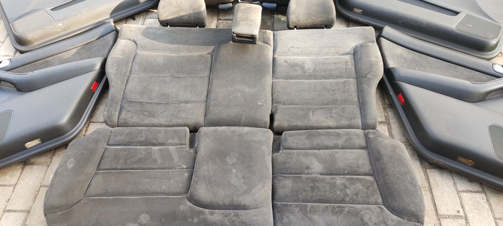 Komplet Foteli bez Grzania Zamszowe z Boczkami Audi A3 8L Lift Sedan