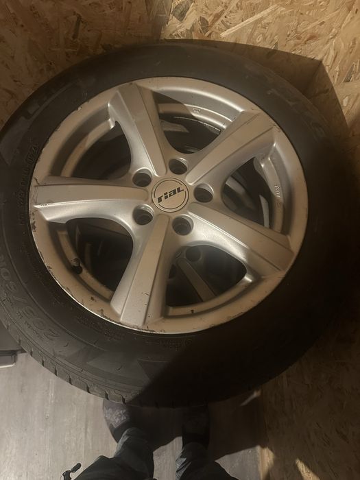 Колеса R16 205/60 Laufenn літо, диски 5x100