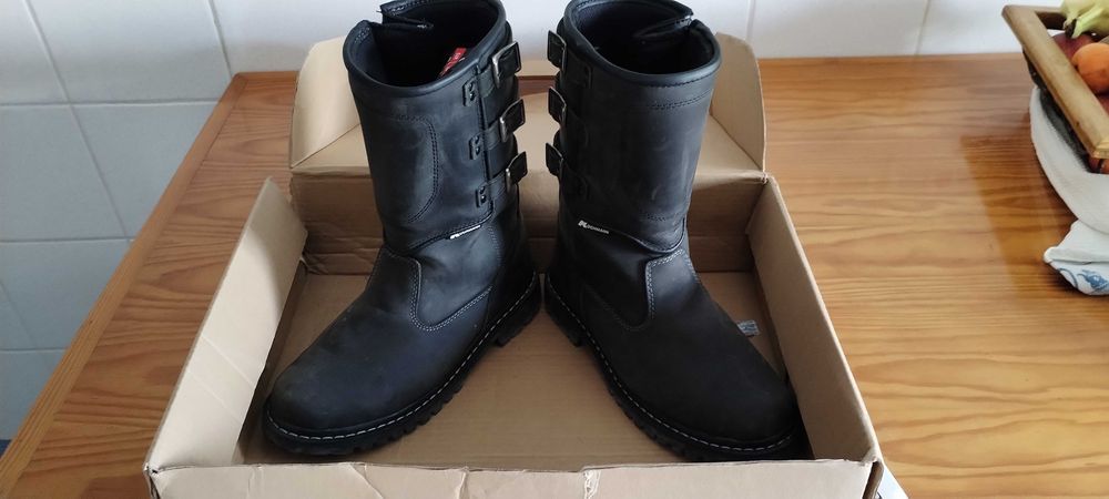 Botas moto kochmann como novas