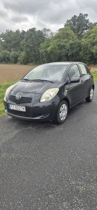 Toyota yaris 1.0 Zarejstrowana ubezpieczona Poznań