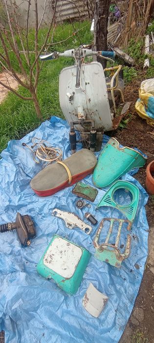 Мотороллер Вятка разбор