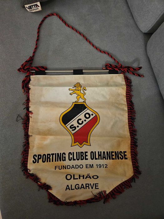 Cachecol e bandeira do olhanensr