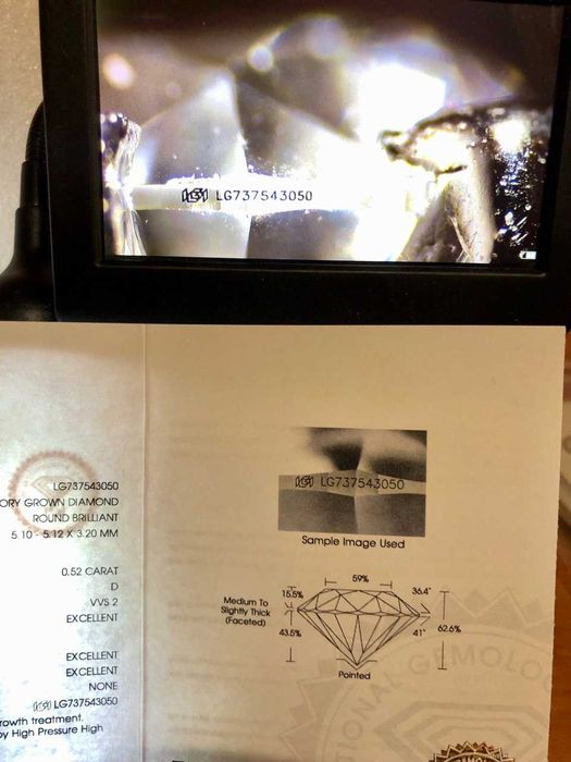 Серьги золото белое бриллианты 1.04 карат сертификат