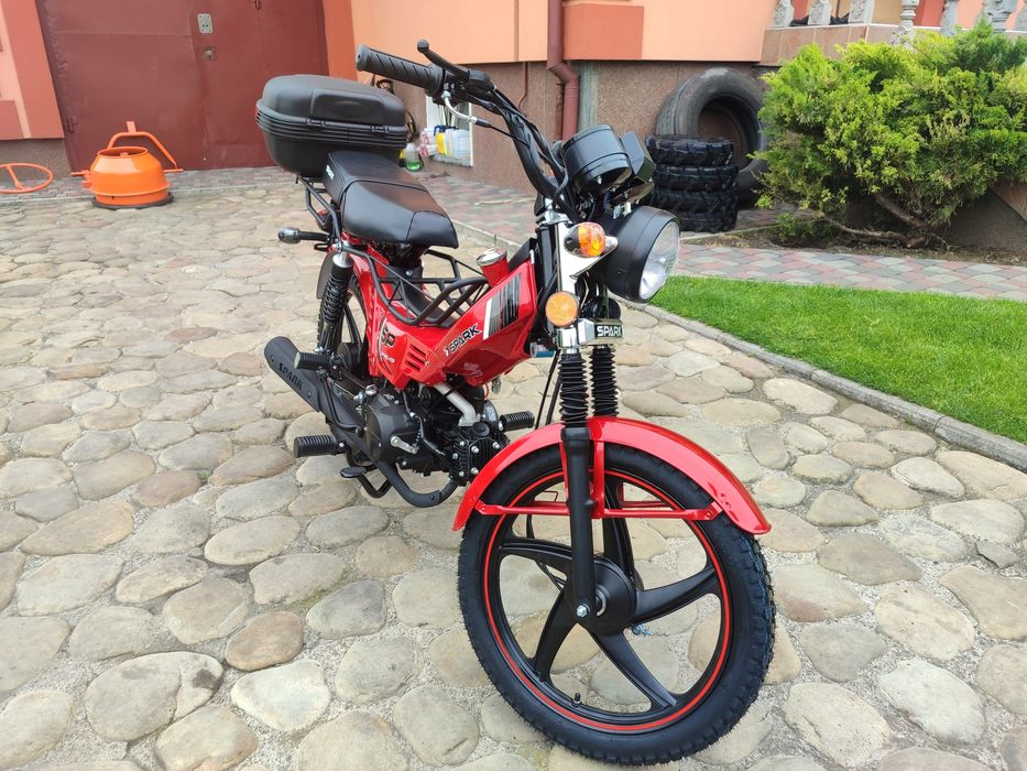 Мотоцикл,мопед  SPARK