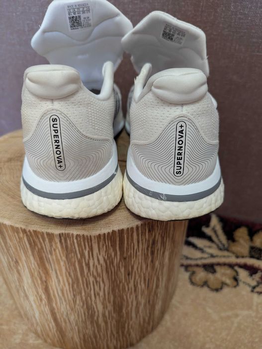 Мужские кроссовки Adidas Supernova, размер 44,5 (28,5 см.)12.2021 г.