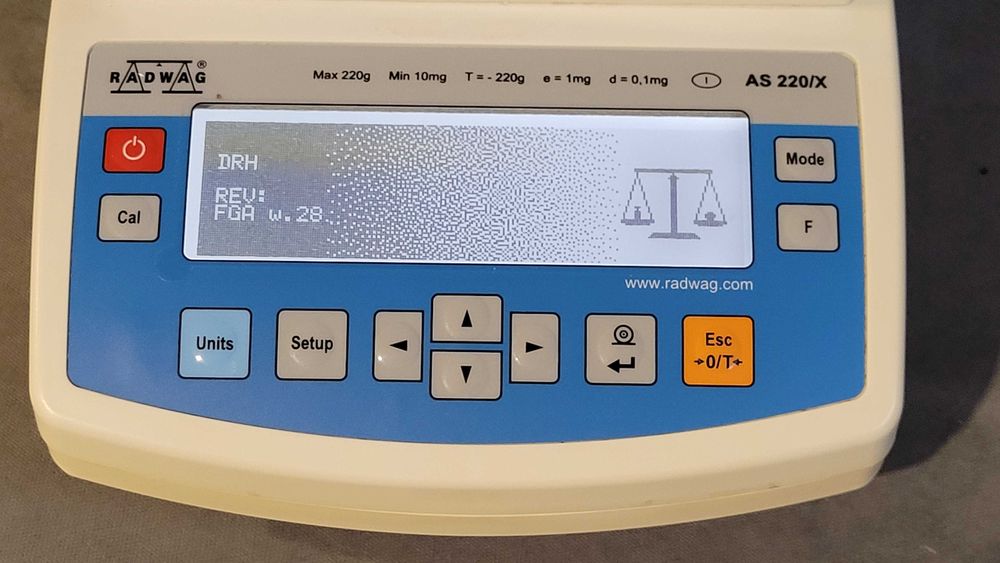 Waga analityczna RadWag AS 220/X.