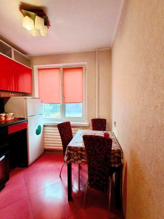 Продаж 3-х кімнатної квартири з меблями по вулиці Самоквасова 18 (мікрорайон Шерстянка)