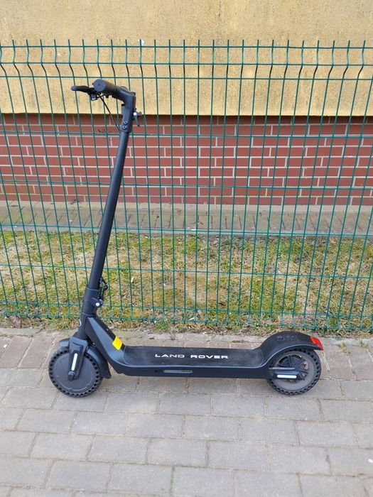 Hulajnoga Land Rover