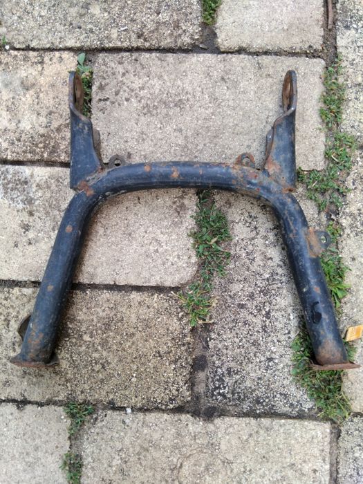 Продам центральную подножку иж