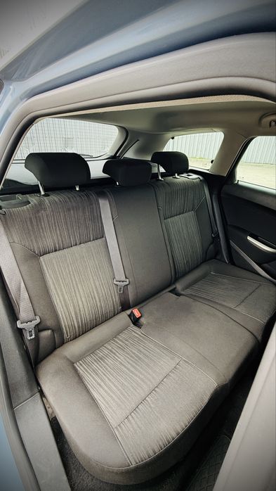Продам Opel Astra j 2010