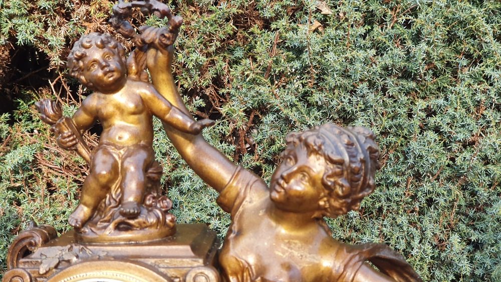 Zegar kominkowy antyk XIXwiek sygnowany August Moreau prezent