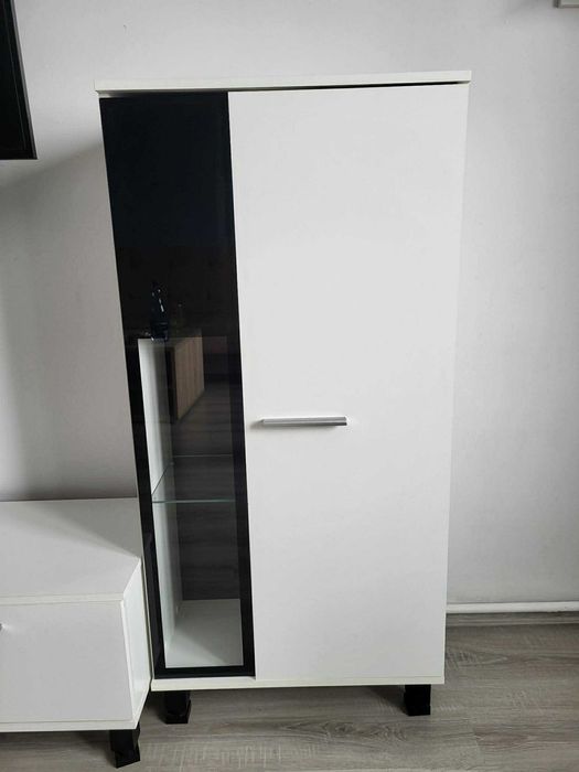 Meblościanka Salsa biała Używana Stan Idealny