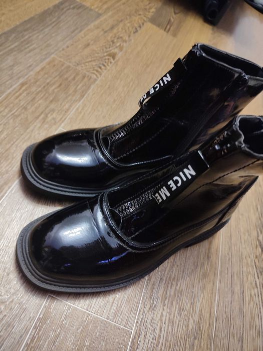 Ботинки осень женские