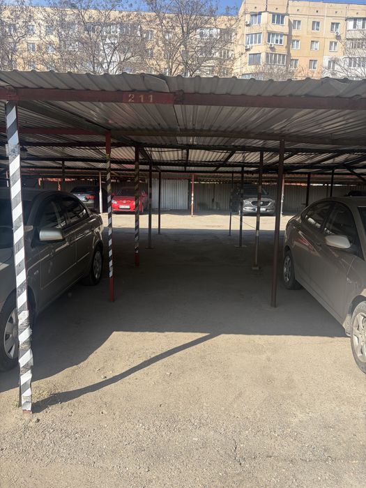Сдам крытое место на автостоянке