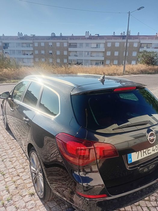 Opel astra ano 2012 1700 sport tourier foto 4