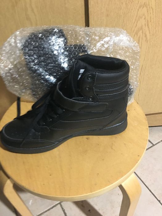 Sprzedam nowe buty40