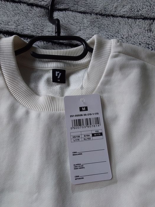 Nowa bluza z metką roz M-L