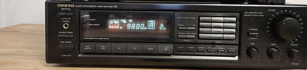 Amplituner Onkyo TX-903 z pilotem