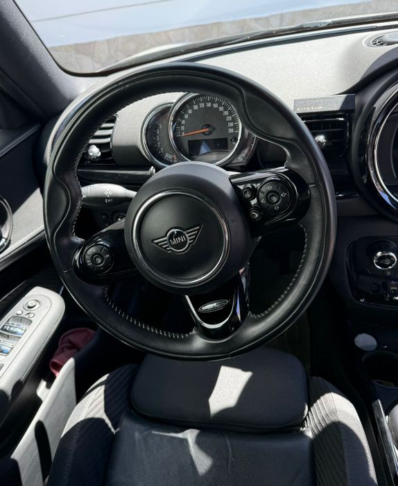 MINI Clubman — fotografia 11
