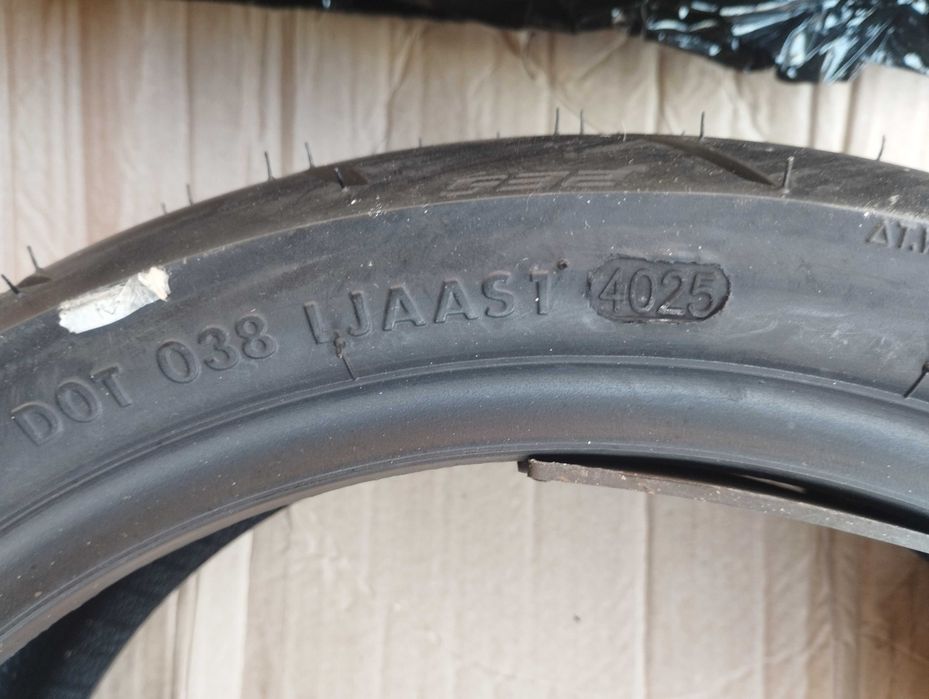 Pneu 140/60-13 57P NOVO