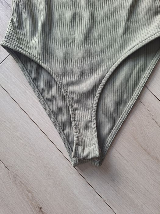 Body damskie Primark- Xs