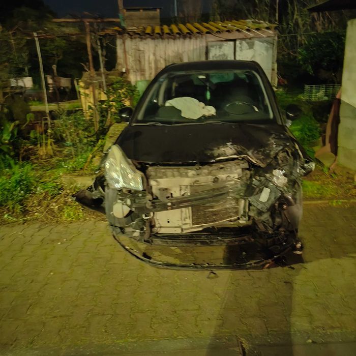 Citroen C3 - Acidentado