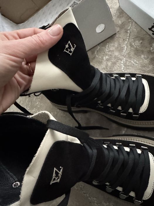 Черевики жіночі натуральна шкіра , натуральний замш 40 розмір