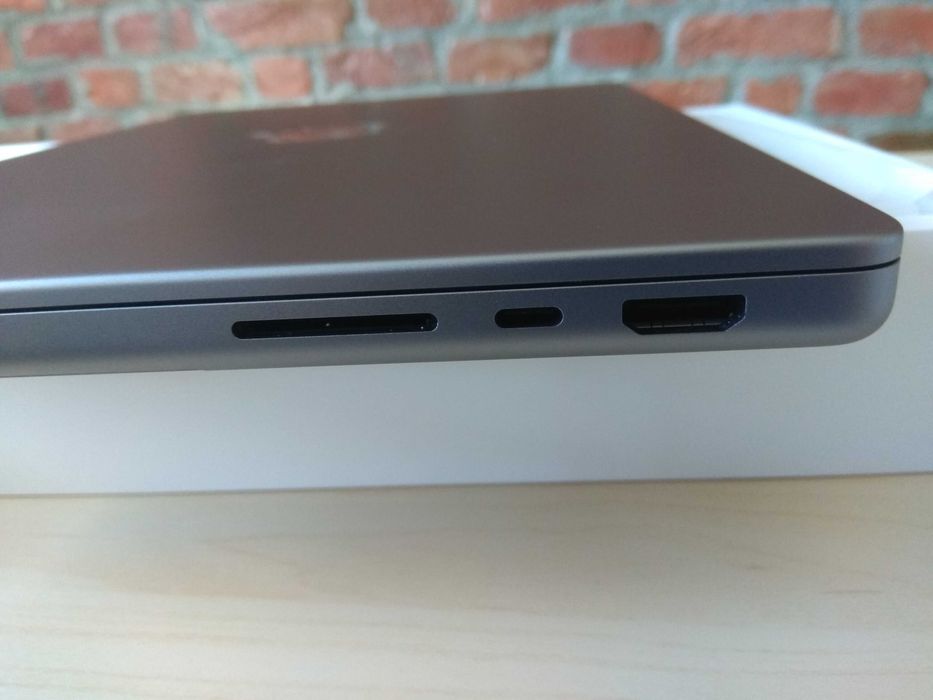 Apple MacBook 14 Pro